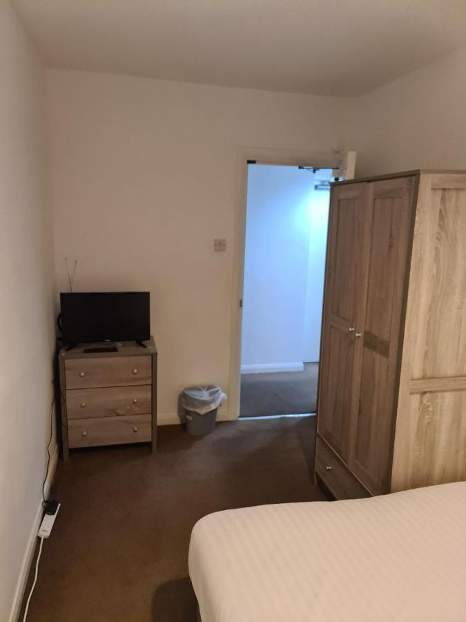 24Hr Self Check In Apartment Central Barnsley Eksteriør billede